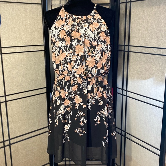 Maurice’s NWT halter dress size M black with beautiful pink and white florals - Picture 1 of 11